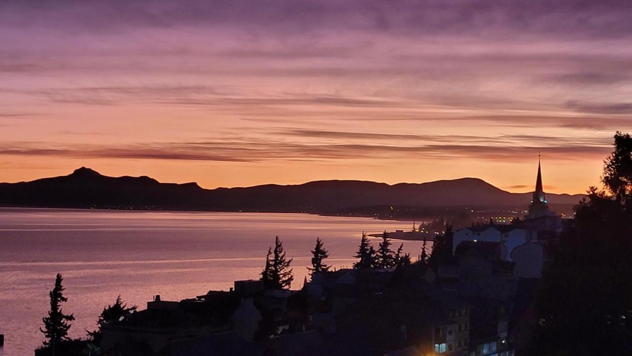 Apartmán Departamento Centrico San Carlos de Bariloche Exteriér fotografie